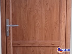 Fourniture et pose chêne liège Porte entrée